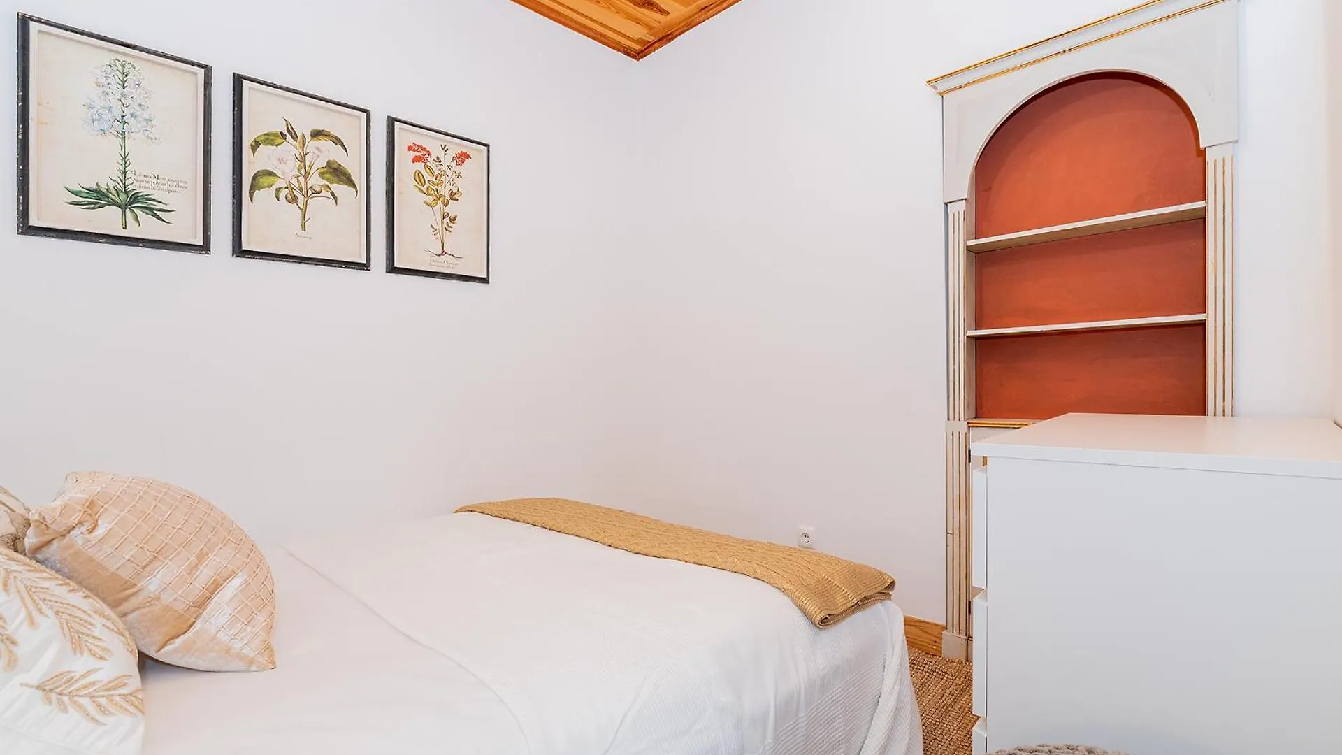 Apartment River View 1Bdr Apt In Alfama Close To Tram Lisbon Portugal